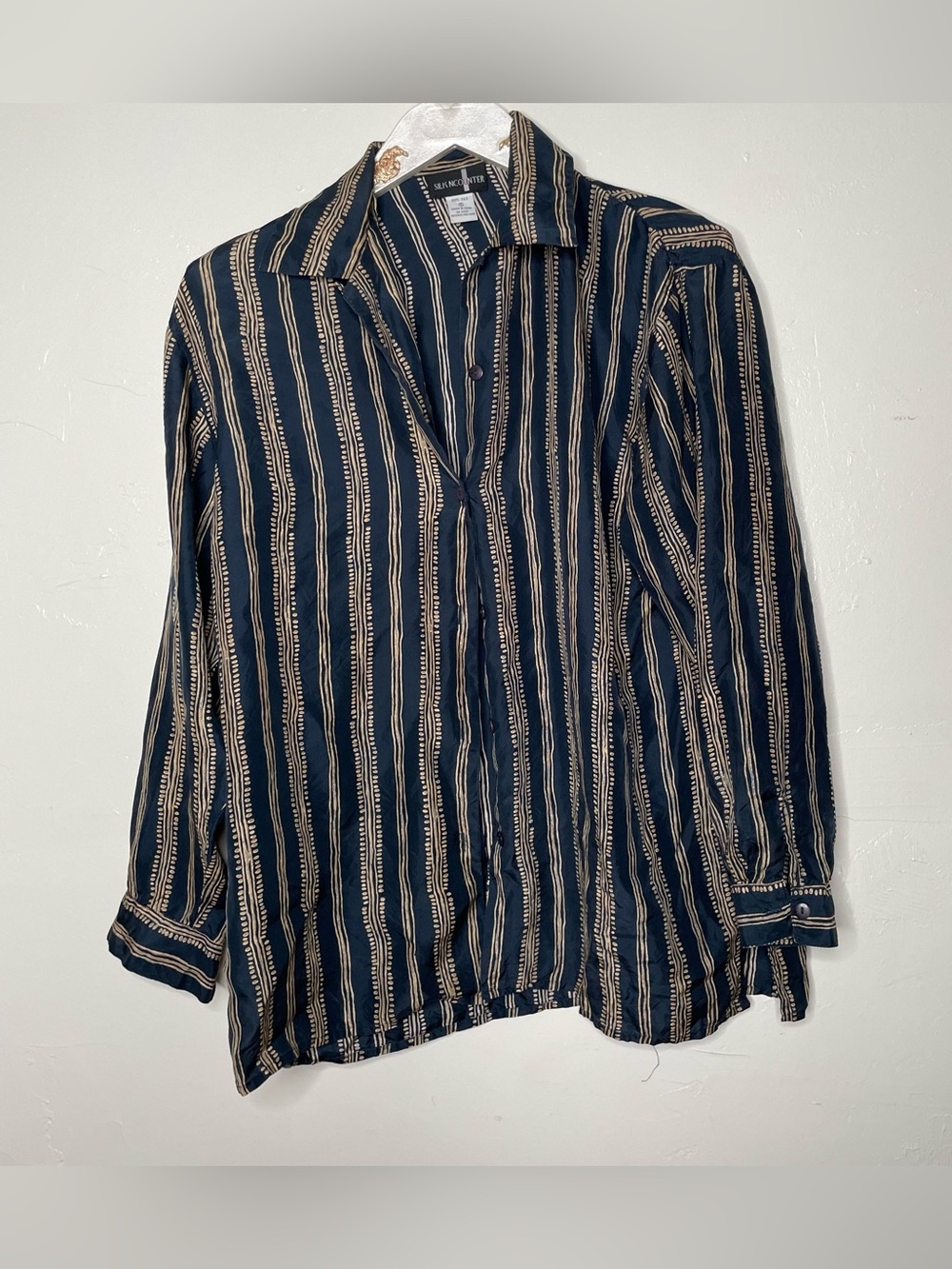 100% SILK TROPICAL BLACK & TAN PRINTED SHIRT SZ SMALL WOMENS